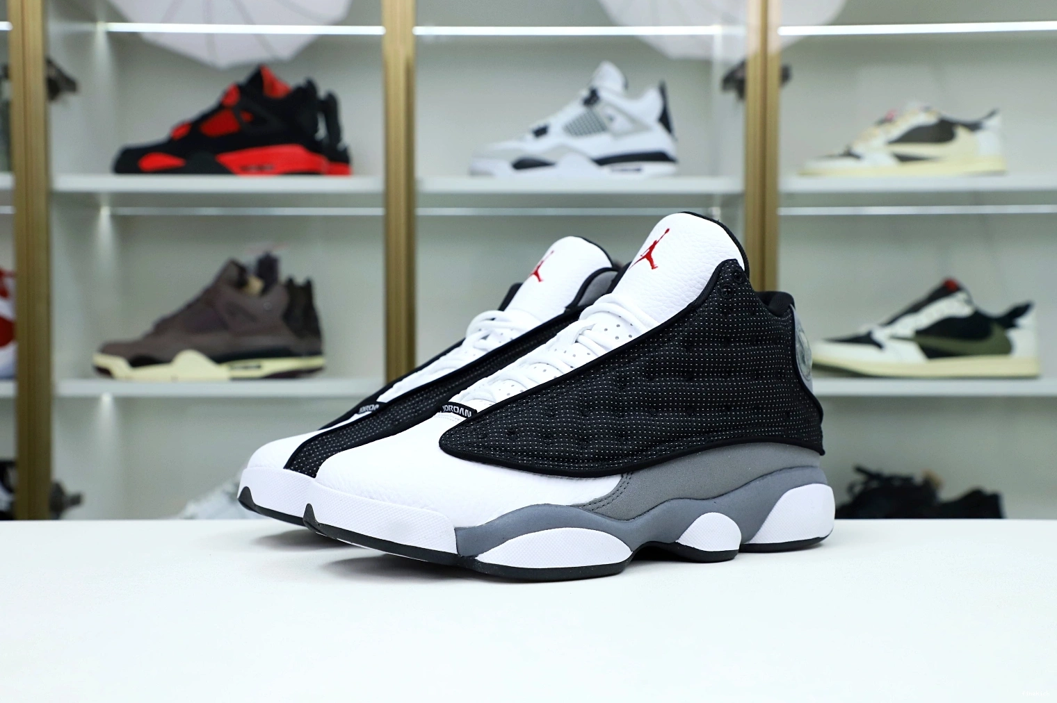 Retro Jordan Air 13 